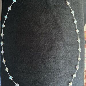 Elegant Silver Necklace with Iridescent Beads
